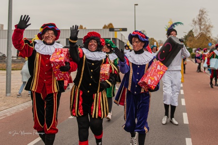 2024-11-16 Intocht Sint 100